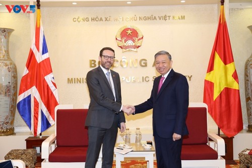 Việt Nam - Vương quốc Anh tăng cường hợp tác an ninh  - ảnh 2