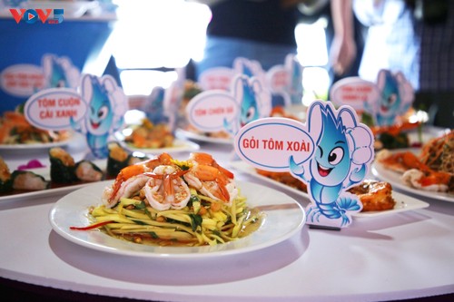 Công bố xác lập kỷ lục Việt Nam về 122 món ăn được chế biến từ tôm và muối Bạc Liêu - ảnh 1