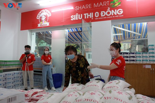 2nd Zero Dong Mart-Share Mart opens in Hanoi - ảnh 1