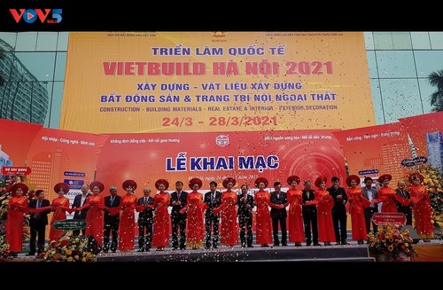 2021년 하노이 VIETBUILD 국제 전시회 - ảnh 2
