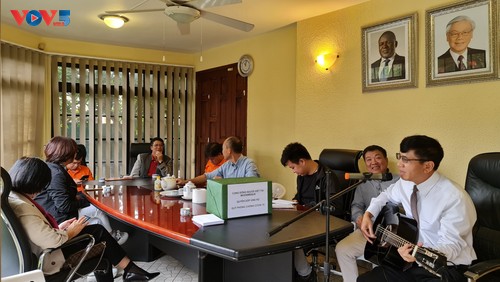 Cộng đồng người Việt Nam tại Mozambique quyên góp ủng hộ Quỹ phòng chống COVID-19  - ảnh 9