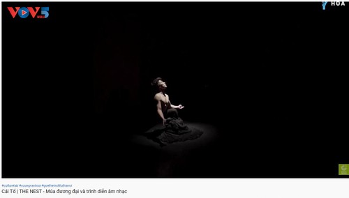 Vũ Ngọc Khải trở lại với Cái tổ: Không gian sống động của múa đương đại và âm nhạc trực tuyến  - ảnh 1