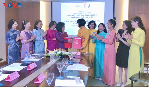 Diễn đàn phụ nữ Việt Nam tại Châu Âu ký kết hợp tác với Hiệp hội nữ doanh nhân thành phố Hà Nội - ảnh 3
