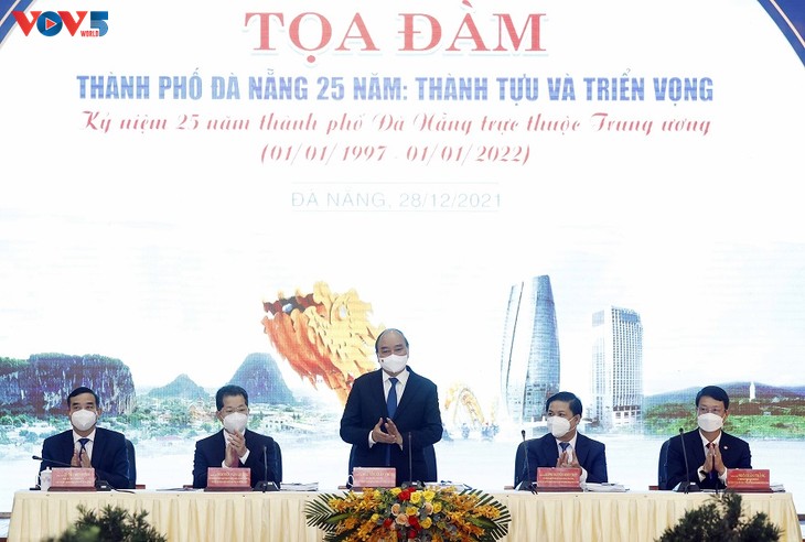 El jefe de Estado solicita la promoción del espíritu empresarial de la población de Da Nang - ảnh 1