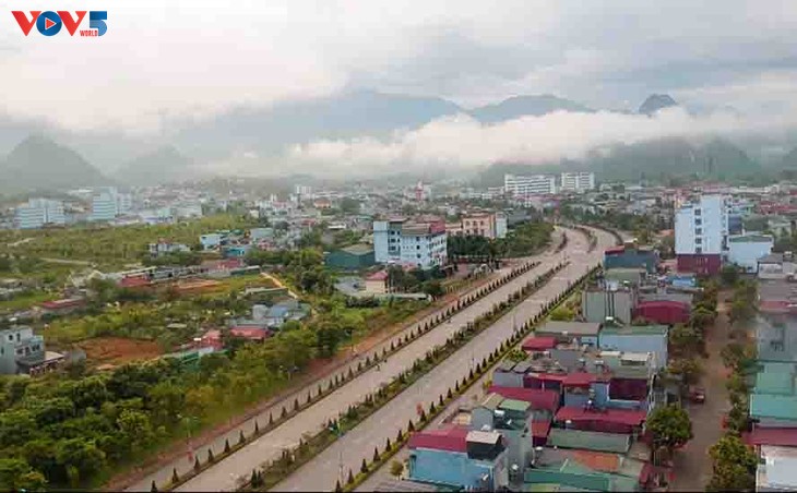 Provincia de Lai Chau preserva la identidad cultural de las etnias asociadas al desarrollo turístico - ảnh 1