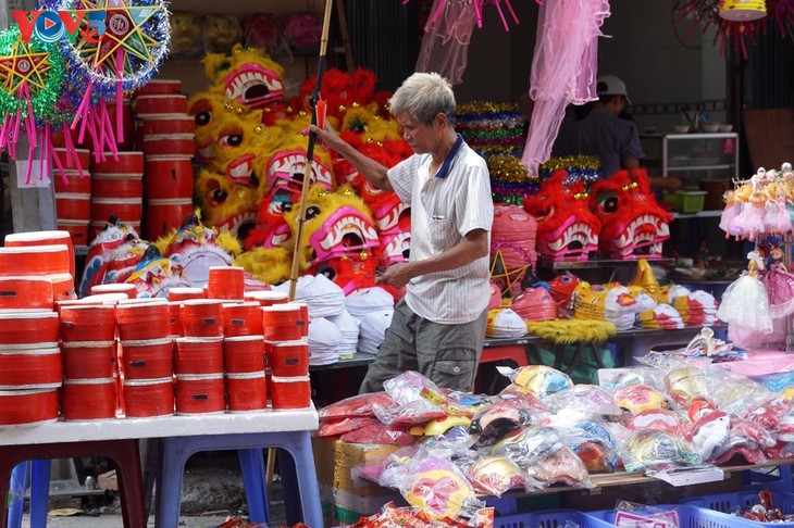Un paseo por la calle de Hang Ma durante el Festival del Medio Otoño - ảnh 2