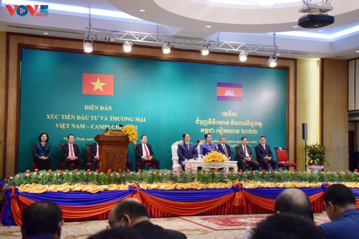 팜 민 찐 총리, 베트남-캄보디아 관계 ‘새로운 단계로 발전’ - ảnh 1