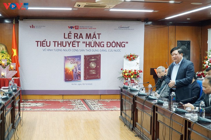 Peluncuran Novel “Fajar” Tulisan Nguyen The Ky, Dirjen VOV - ảnh 1
