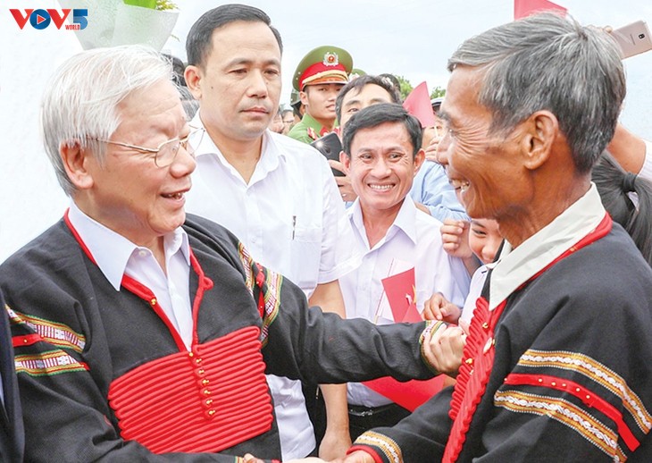 Diharapkan supaya Kebijakan Pengembangan Daerah Pemukiman Warga Etnis Minoritas Diterjemahkan dalam Kehidupan - ảnh 1