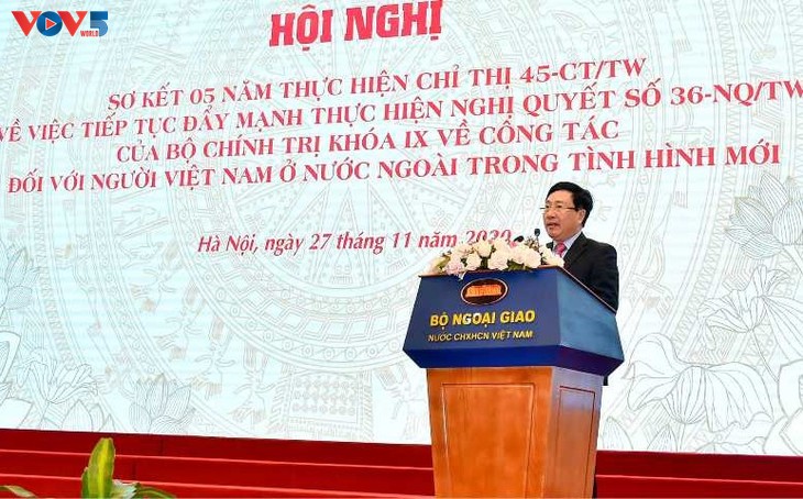 Politburo’s Directive 45 on Overseas Vietnamese affairs reviewed  - ảnh 1