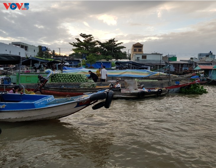   Mercado flotante de Cai Rang, principal atracción de Can Tho - ảnh 2