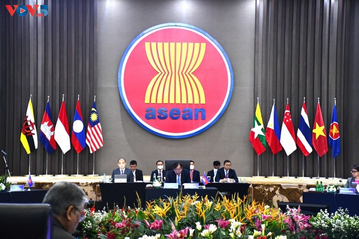 Indonesia Menyinggung Isu-Isu Strategis pada KTT ASEAN - ảnh 1