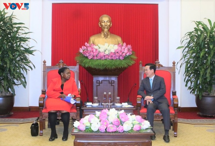 Chủ tịch Quốc hội Esperança Bias mong muốn Việt Nam tiếp tục tăng cường hợp tác, đầu tư vào Mozambique - ảnh 1