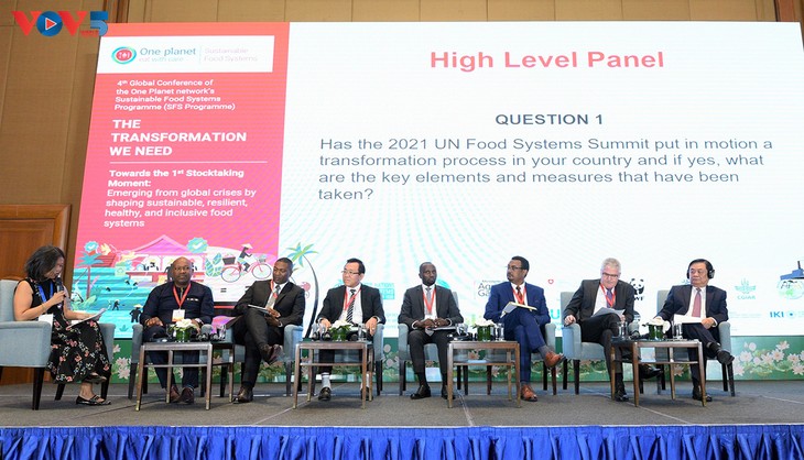 Bộ trưởng Lê Minh Hoan: Chung tay chuyển đổi hệ thống lương thực, thực phẩm thích ứng với xu thế chung của toàn cầu  - ảnh 1