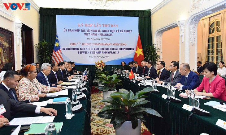 Kỳ họp lần thứ 7 Ủy ban hỗn hợp về Hợp tác Kinh tế, Khoa học và Kỹ thuật Việt Nam-Malaysia - ảnh 2