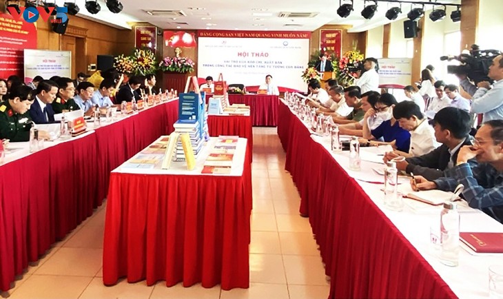 Press, publishers must unmask hostile plots to protect Party ideological foundation, says workshop - ảnh 1