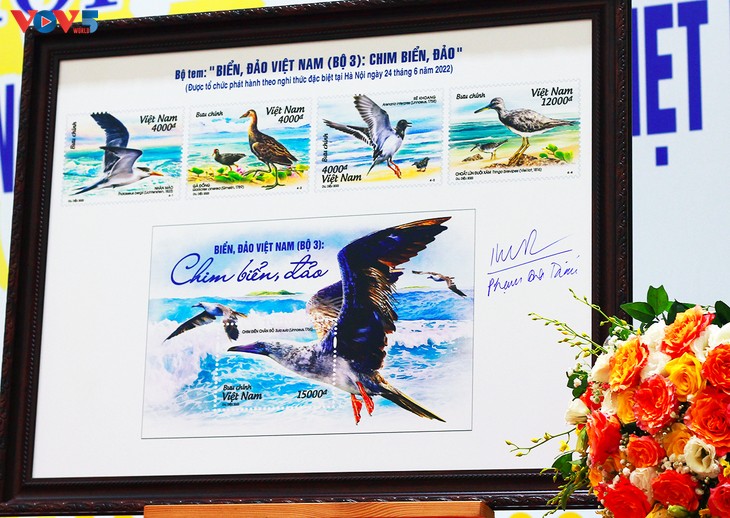 Khai mạc Triển lãm Tem Bưu chính quốc gia 2020 và Phát hành bộ tem “Biển, đảo Việt Nam: chim biển, đảo”  - ảnh 13