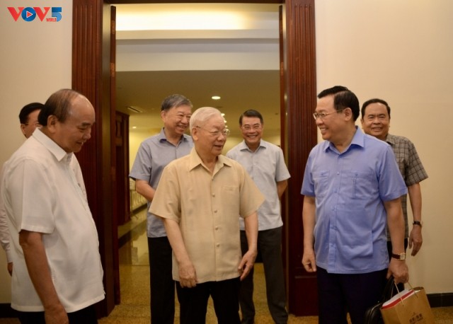 Tổng Bí thư Nguyễn Phú Trọng chủ trì cuộc họp Bộ Chính trị cho ý kiến về các Đề án quan trọng - ảnh 1
