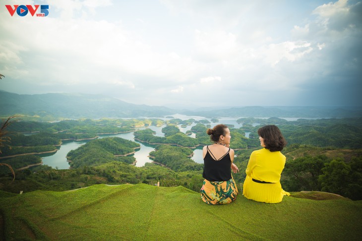 Hồ Tà Đùng - “Vịnh Hạ Long” trên cao nguyên - ảnh 6