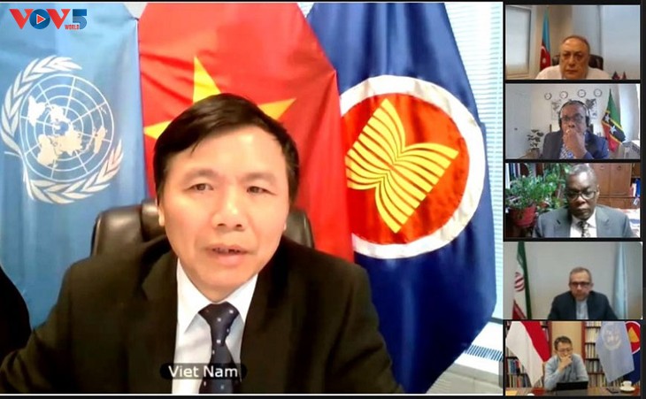 Vietnam calls on the US to implement UN Resolution, ending unilateral embargo on Cuba - ảnh 1