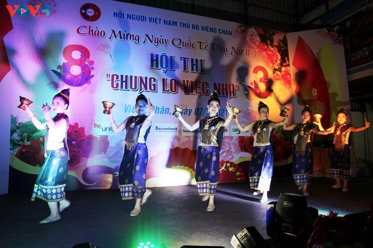 Nhiều hoạt động ý nghĩa của Hội phụ nữ Việt Nam tại Malaysia và Lào   - ảnh 1