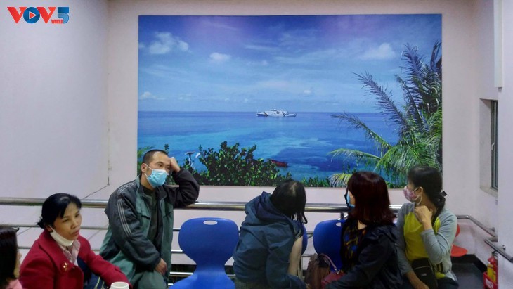 Больница Ханойского медицинского института обращает взор на архипелаг Чыонгша - ảnh 4