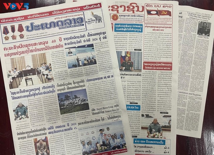 Truyền thông Lào đưa tin đậm nét về 70 năm chiến thắng Điện Biên Phủ - ảnh 1