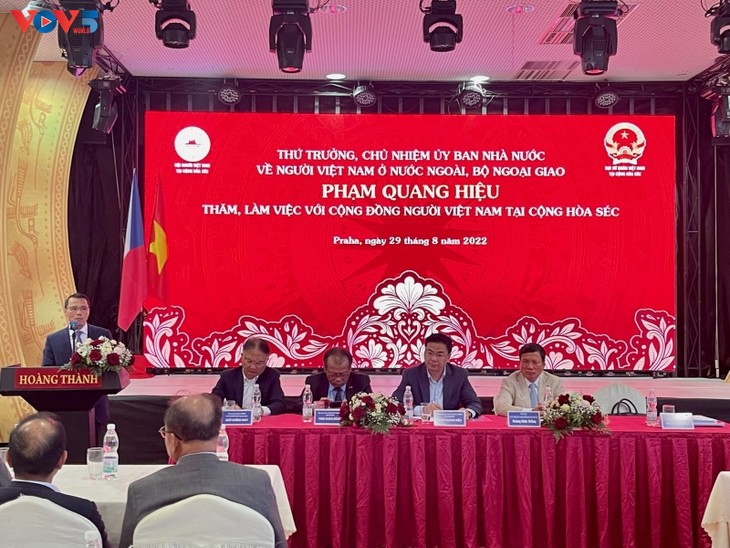 Cộng đồng người Việt là cầu nối quan trọng cho mối quan hệ hữu nghị truyền thống Việt – CH Czech - ảnh 1