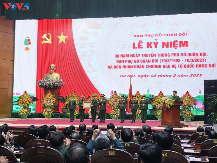 Vietnam celebra diversas actividades en ocasión del Día Internacional de la Mujer - ảnh 1