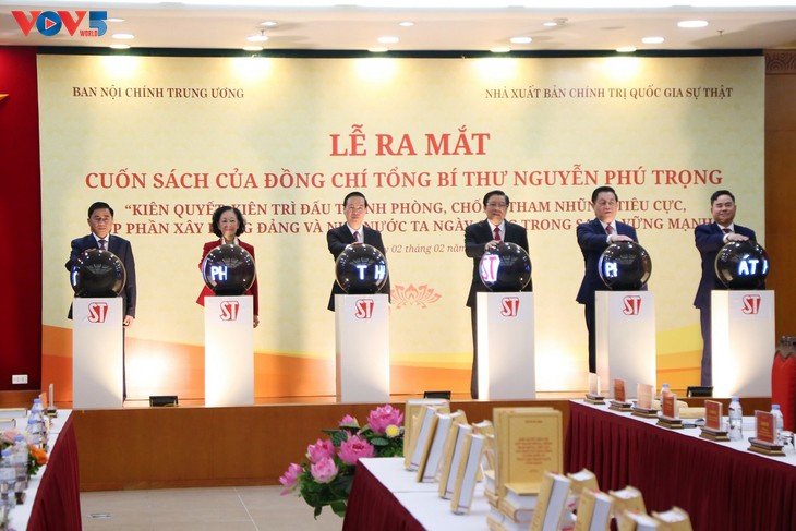 Premiere des Buches über Korruptionsbekämpfung des KPV-Generalsekretärs Nguyen Phu Trong - ảnh 1