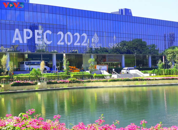 ກອງປະຊຸມ APEC 2022: ມີນັກຂ່າວກວ່າ 2.300 ຄົນຈົດທະບຽນໃຫ້ຂ່າວ - ảnh 1