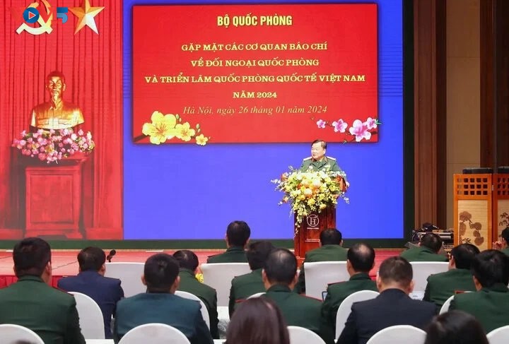 La diplomatie défensive contribue à rehausser le prestige du Vietnam - ảnh 1