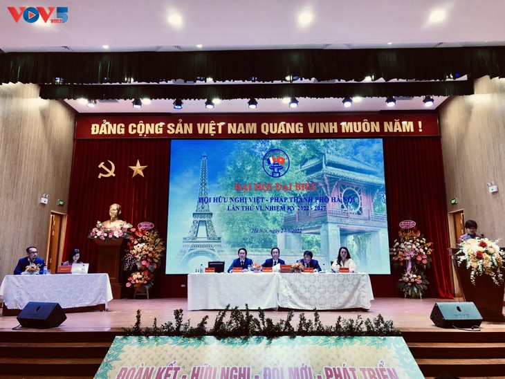 Sixième Congrès de l’Association d’amitié Vietnam - France de Hanoï - ảnh 1
