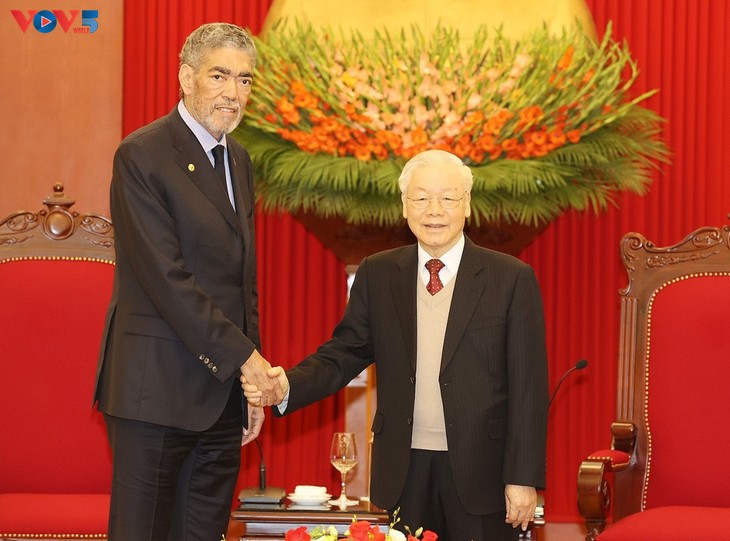 Nguyên Phu Trong reçoit le secrétaire général du MIU - ảnh 1