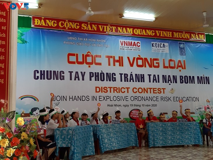 Hiệu quả từ công tác tuyên truyền phòng, tránh tai nạn bom, mìn ở tỉnh Bình Định - ảnh 2