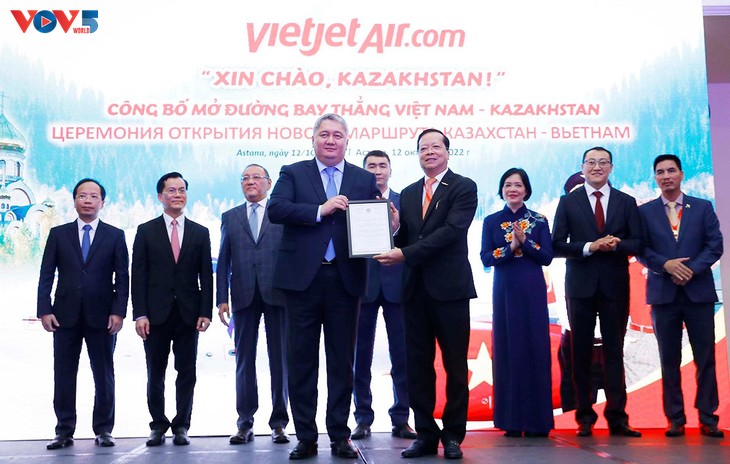 Khai trương đường bay thẳng Việt Nam – Kazakhstan - ảnh 1