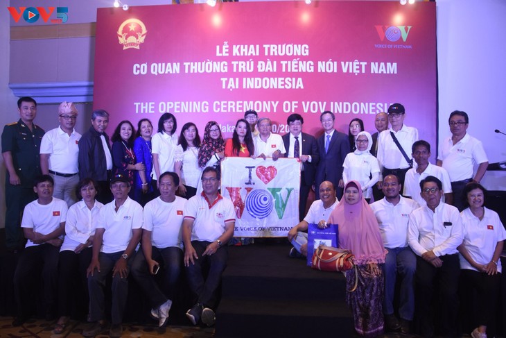 Chương trình Phát thanh tiếng Indonesia: Nhịp cầu hữu nghị kết nối  nhân dân hai nước Việt Nam và Indonesia - ảnh 8