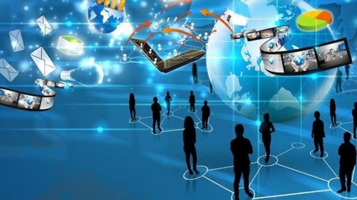 Membawa perdagangan elektronik menjadi bidang pelopor dari perekonomian  digital