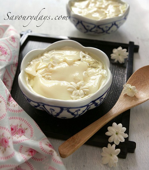 Why It Pays To Use Homemade Soy Milk For Tofu Pudding