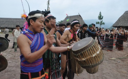 Gongs and store drums