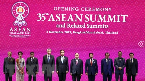 35th Asean Summit Begins In Bangkok