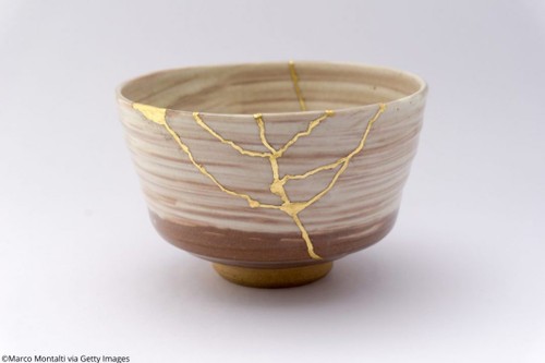 Kintsugi, The Japanese Art of Mending Broken Ceramics with Gold