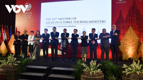 Vietnam, ASEAN Countries Cooperate In Tourism