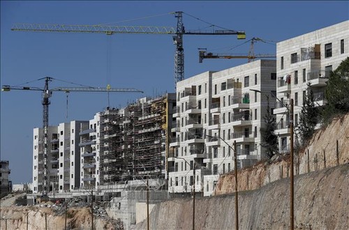 Israel confirma la construcción de más de  casas en Cisjordania