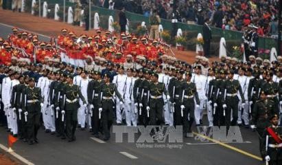 軍隊化