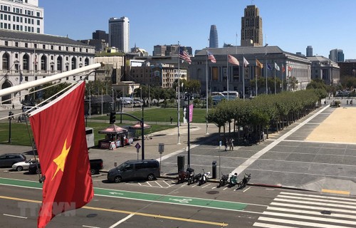 San Francisco là một trong những thành phố lớn và quan trọng nhất của Mỹ. Và vào năm 2024, lễ thượng cờ Việt Nam tại San Francisco sẽ là một sự kiện đáng mong chờ đối với cộng đồng người Việt tại đây. Sự kiện này sẽ được diễn ra trong không khí trang trọng và ấm áp, góp phần khẳng định vị thế và giá trị của người Việt tại Mỹ.