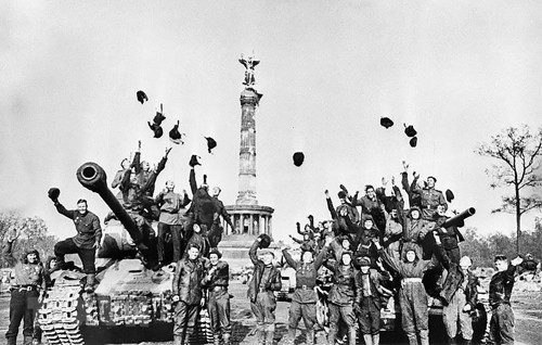 Protección de la paz mundial desde la perspectiva de la lucha contra el  fascismo