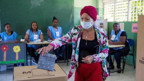 Celebran elecciones presidenciales en República Dominicana