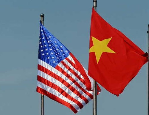 Cầu nối góp phần thúc đẩy quan hệ Việt - Mỹ: Đối tác kinh tế Mỹ - Việt
Khi đi vào năm 2024, Việt Nam và Mỹ đã có mối quan hệ kinh tế vững chắc và đang tiếp tục phát triển. Các doanh nghiệp của hai nước đang hợp tác cùng nhau trong nhiều lĩnh vực khác nhau, mở rộng thị trường và tăng cường tình hữu nghị.
