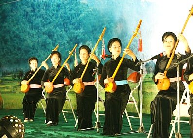 Nhạc cụ dân tộc Tây Bắc Âm thanh của núi rừng Tây Bắc Việt Nam